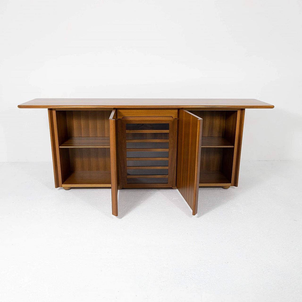 Low walnut sideboard with glass doors, 1970s 6
