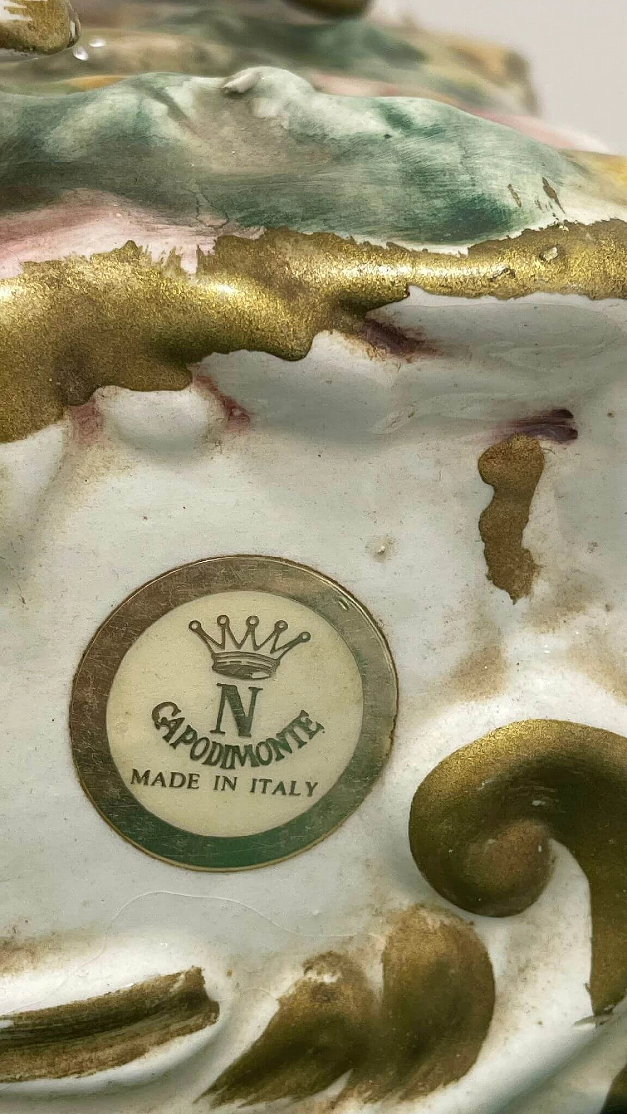 Capodimonte ceramic sculpture of couple in carriage, early 20th century 5