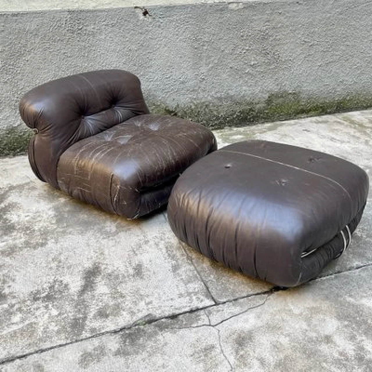 Poltrona Soriana con pouf di Afra e Tobia Scarpa per Cassina, anni '70 1