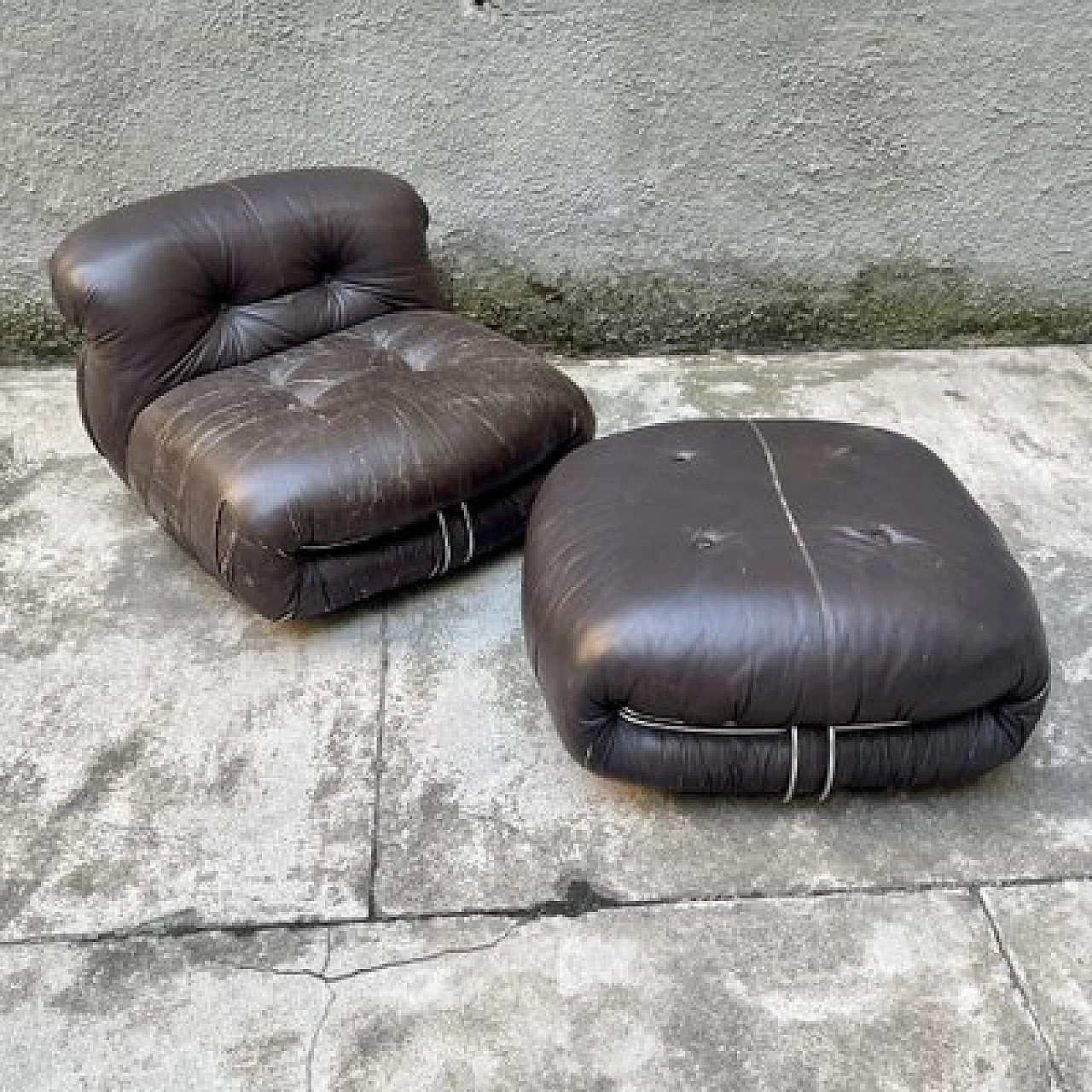 Poltrona Soriana con pouf di Afra e Tobia Scarpa per Cassina, anni '70 2