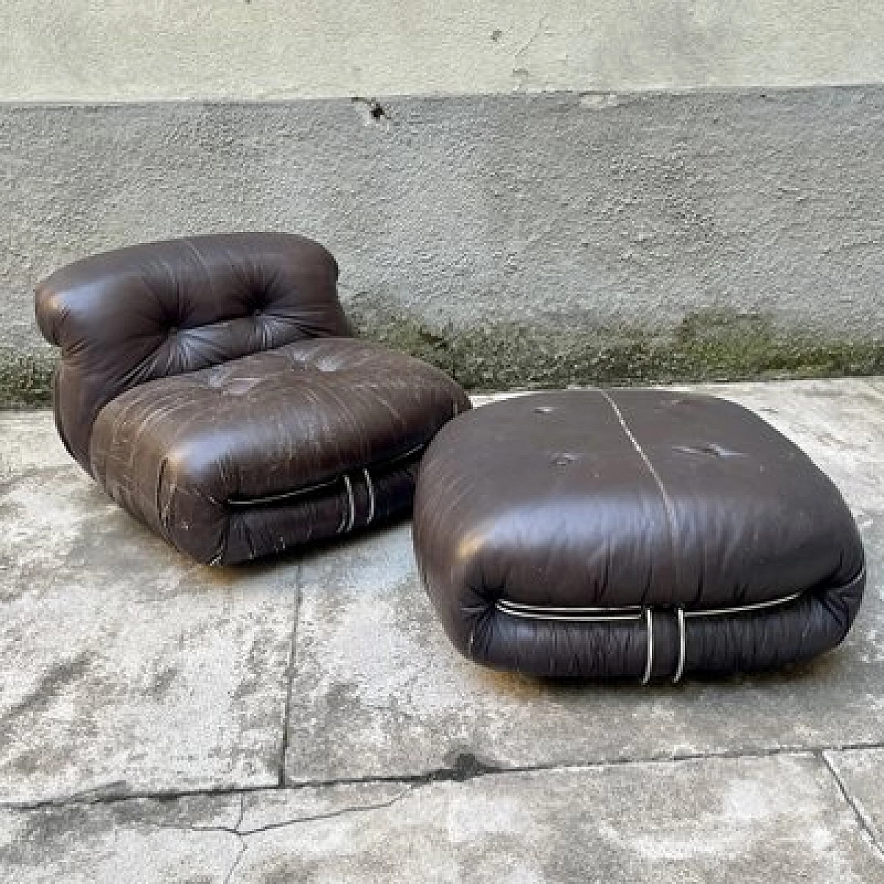 Poltrona Soriana con pouf di Afra e Tobia Scarpa per Cassina, anni '70 4