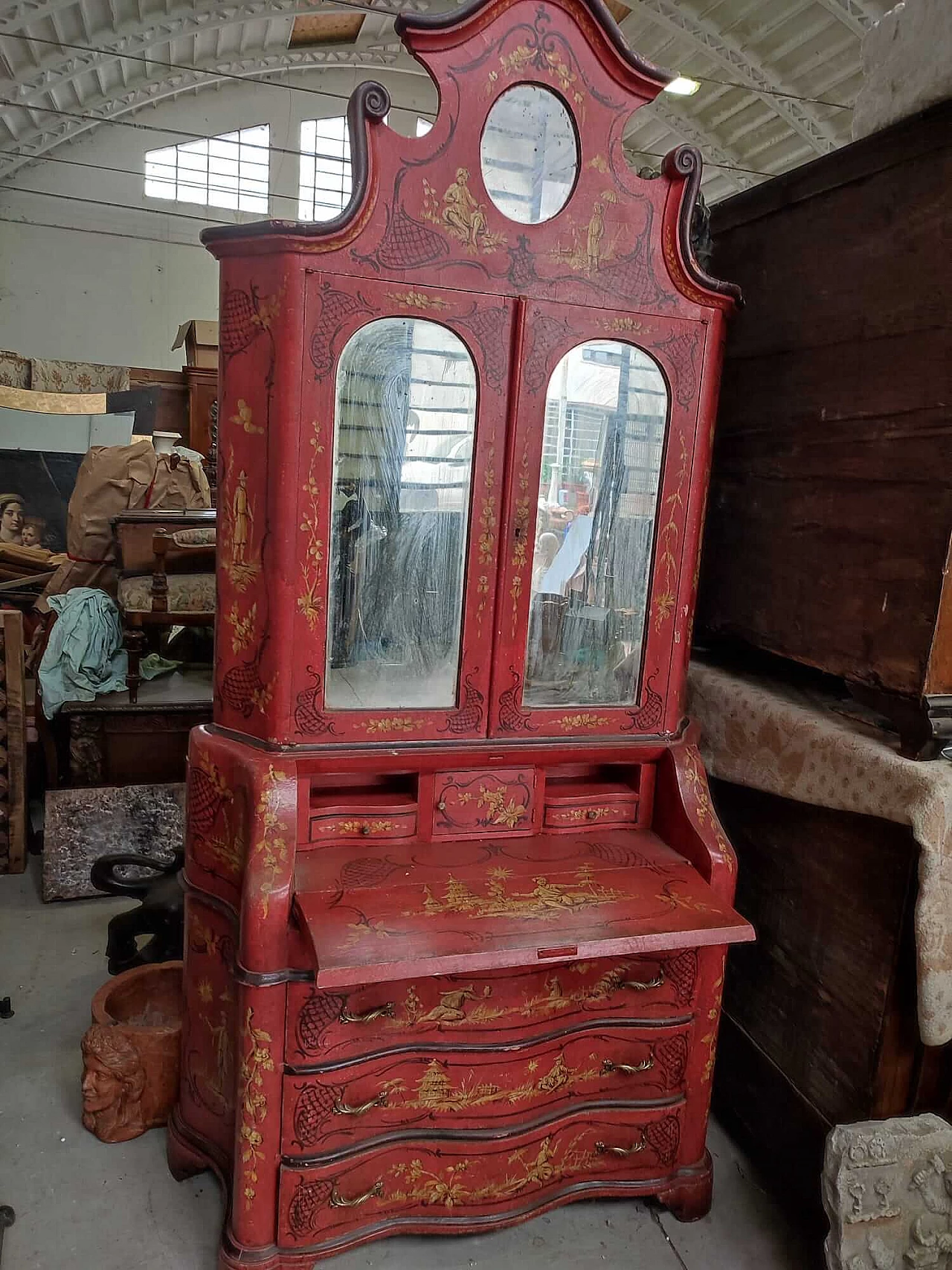 Red lacquered wood trumeau with chinoiserie, early 20th century 9