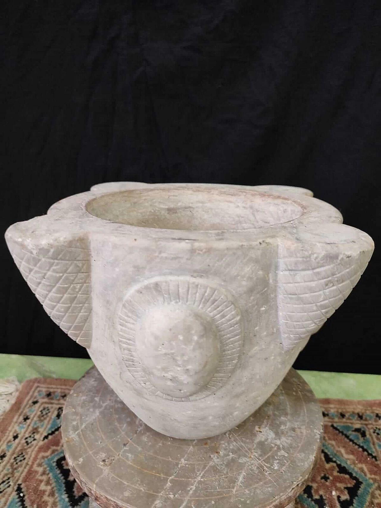 Mortaio da farmacia in marmo di Carrara 3