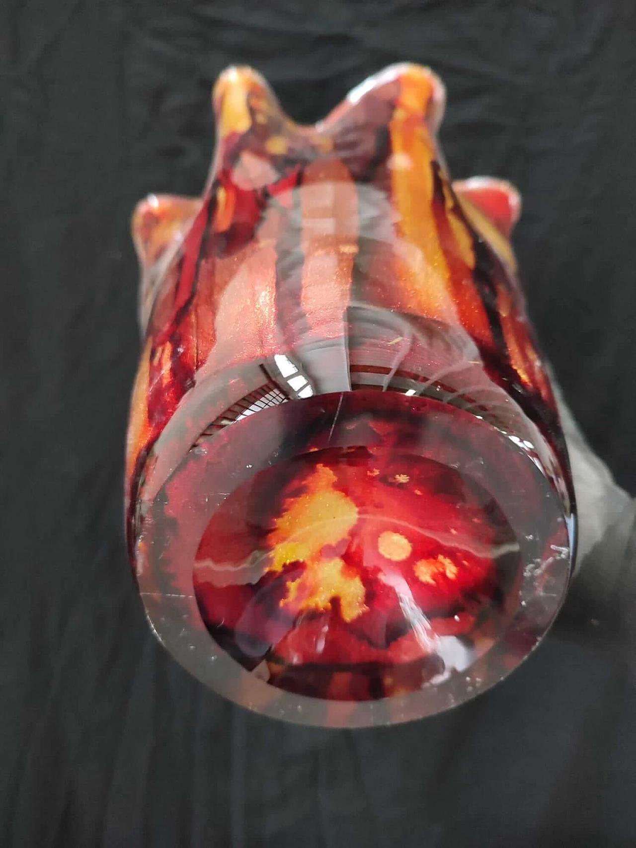 Red and gold glass vase, 2000s 3