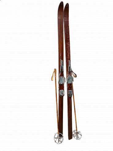Coppia di sci in legno con racchette in pelle e bambù di Cober, anni '50