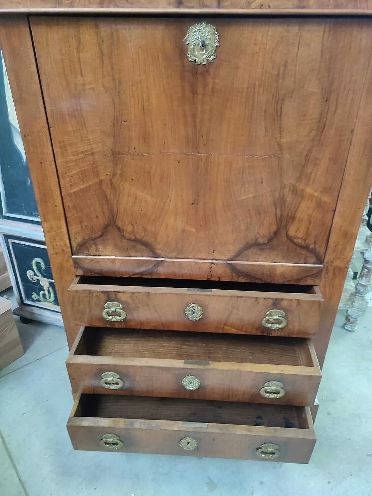 Secretaire Napoleon III in walnut and walnut burl, mid 19th century 6