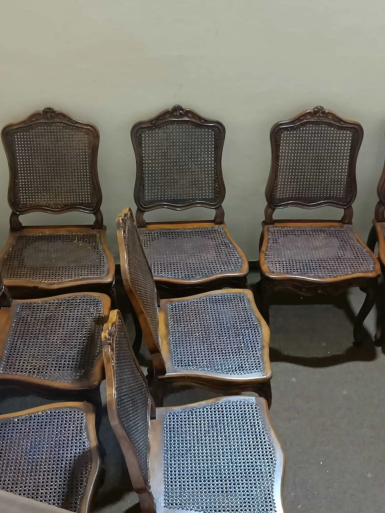10 Louis XV chairs attributed to Pierre Nogaret, 18th century 2