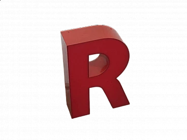 Lettera R in plastica rossa, anni '70