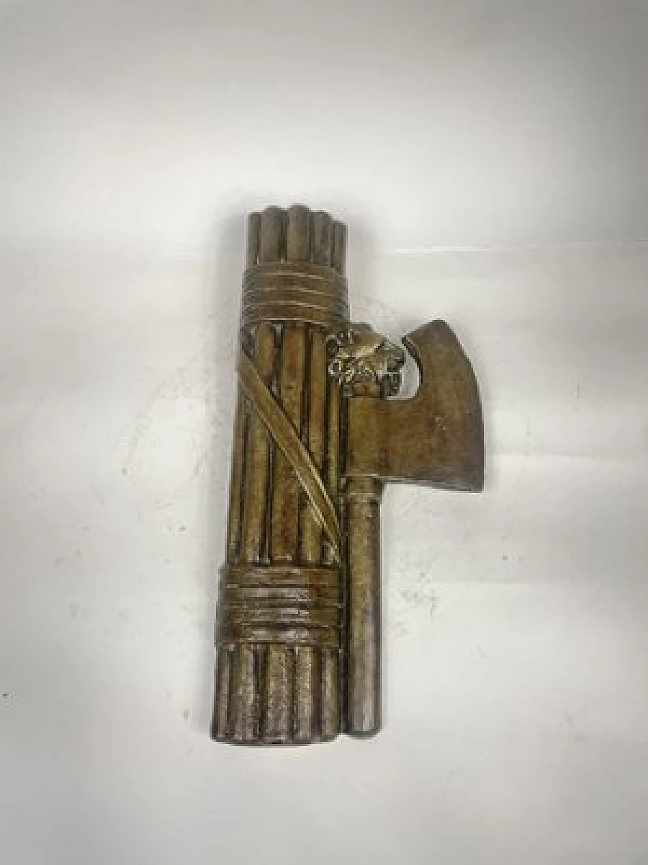 Scultura di fascio littorio in bronzo dorato, anni '20 1