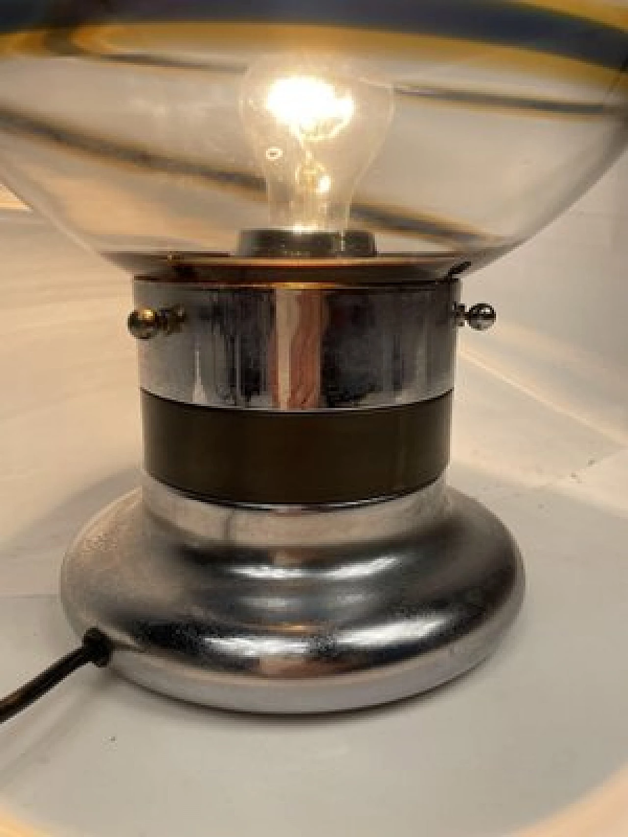 Lampada da tavolo in vetro di Murano attribuita a Toni Zuccheri, anni '60 9