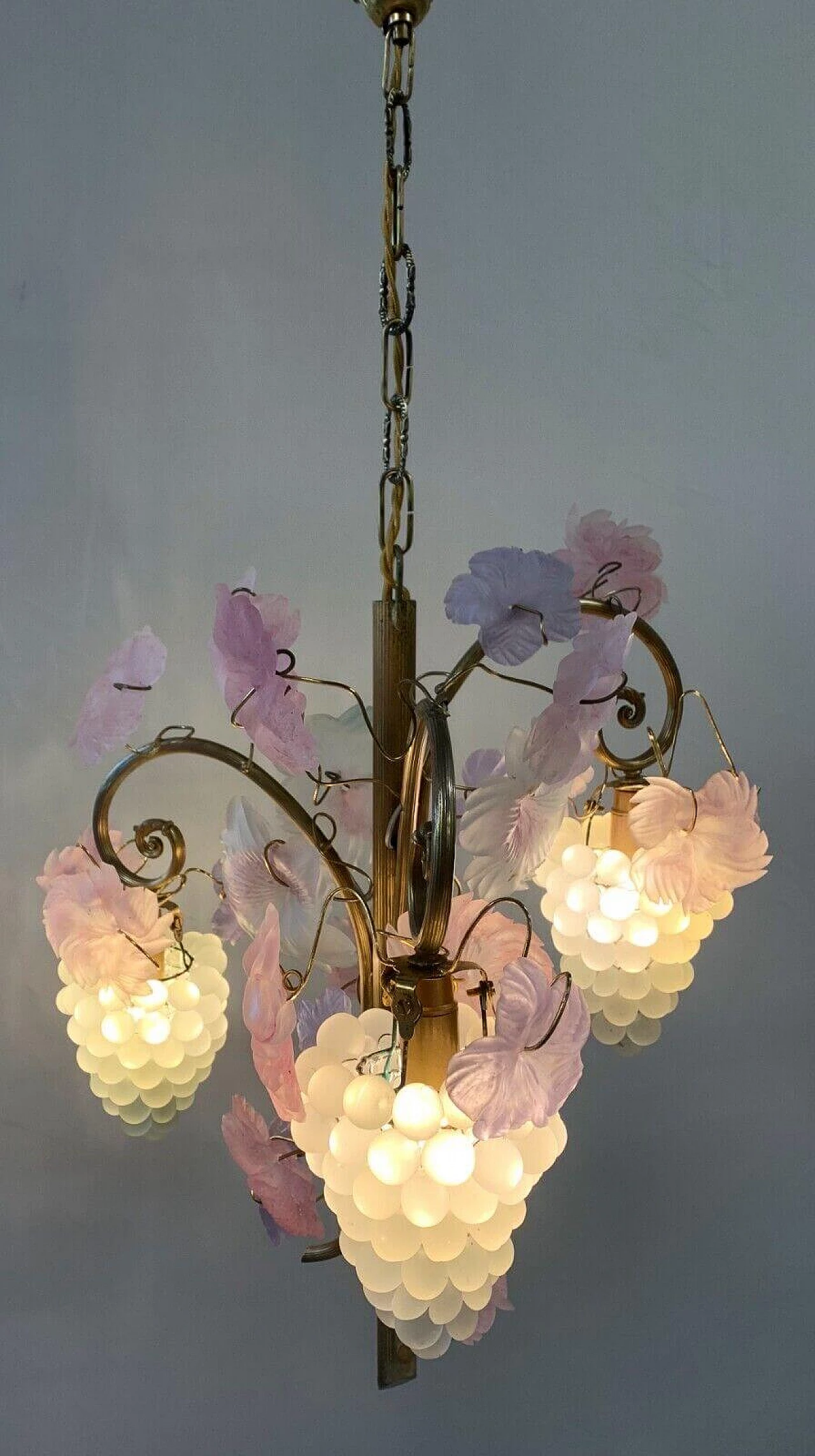 Lampadario con uva e foglie in vetro di Murano, anni '80 3