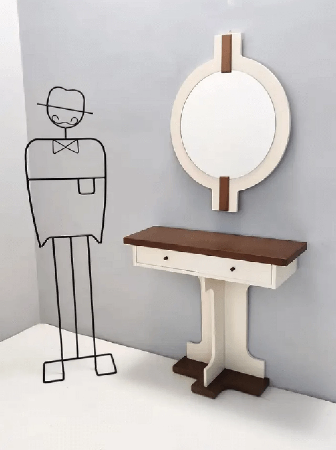 Specchio da parete e console in noce con parti laccate avorio, anni '70 3