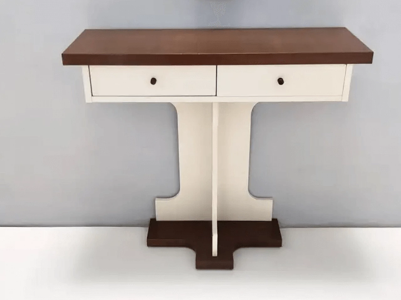 Specchio da parete e console in noce con parti laccate avorio, anni '70 8