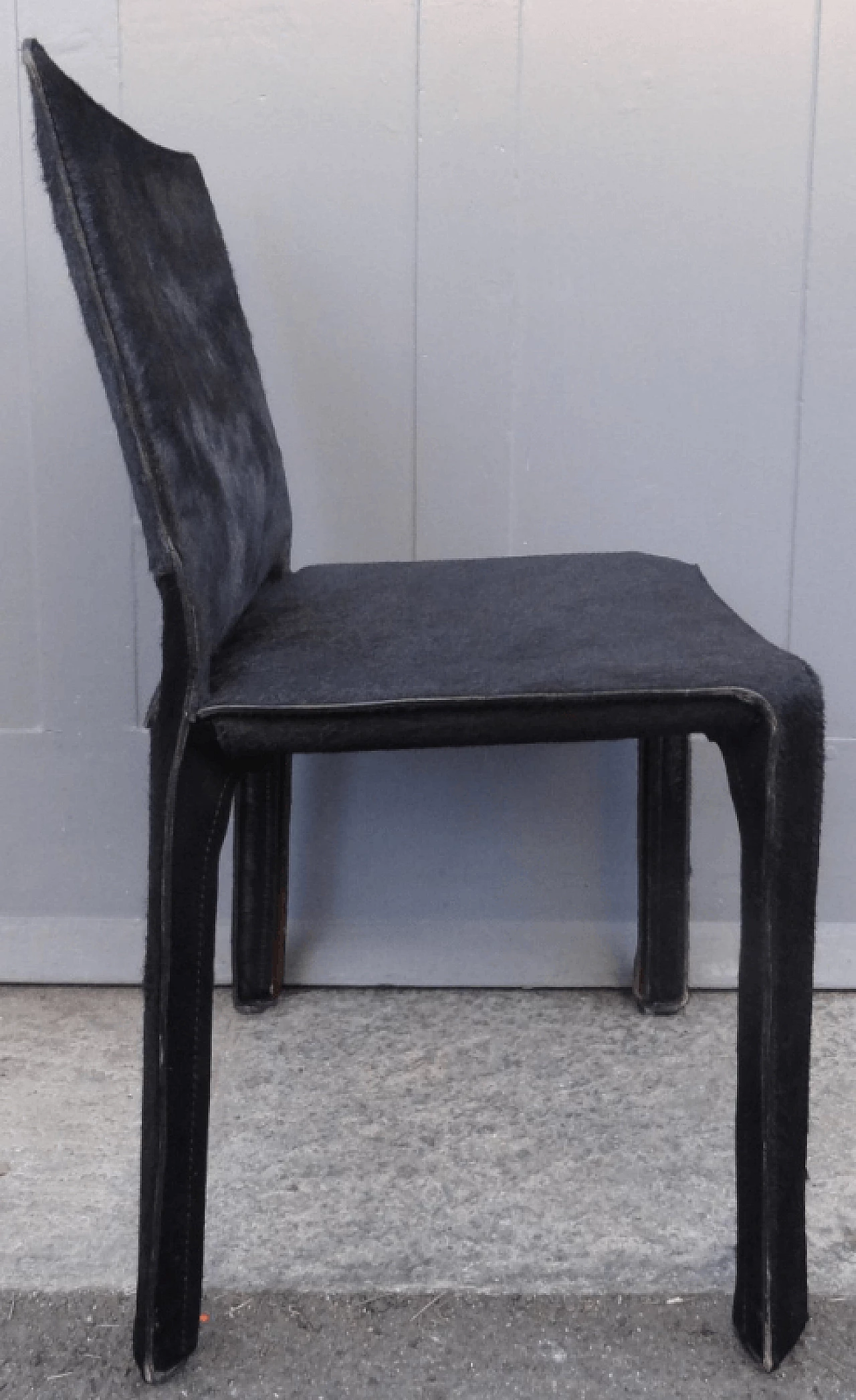 Sedia Cab in cavallino nero di Mario Bellini per Cassina, anni '70 1