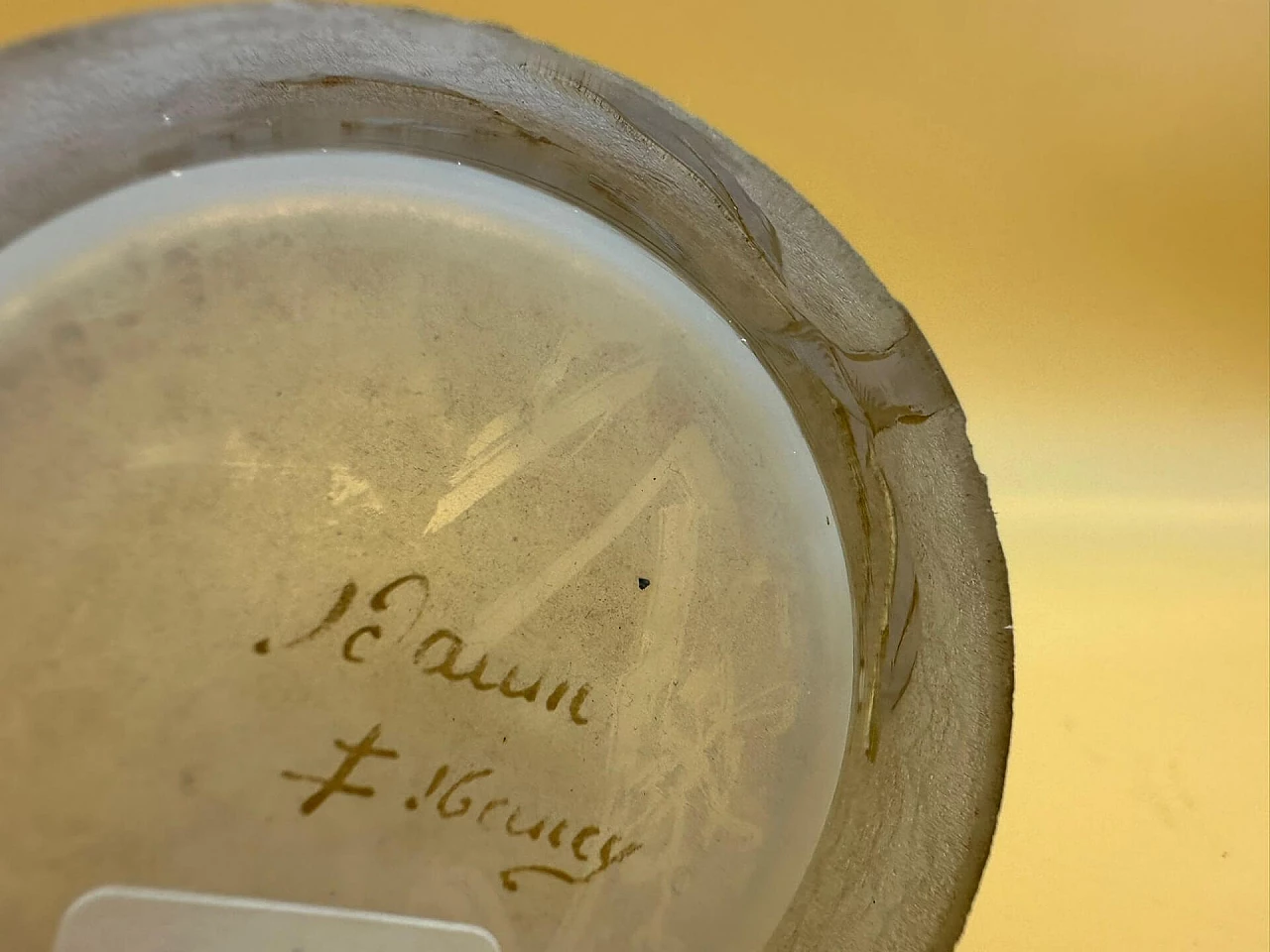 Vaso in vetro con foglie di vischio di Daum, inizio '900 2