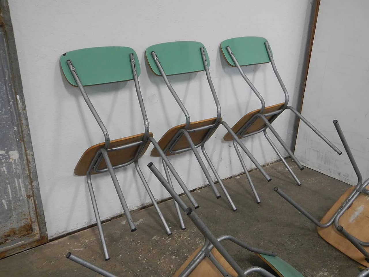 6 Green formica chairs with metal frame, 1960s 8