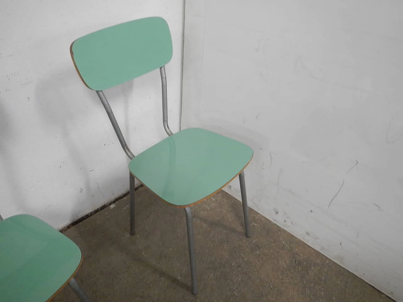 4 Chairs in green formica and metal, 1960s 6
