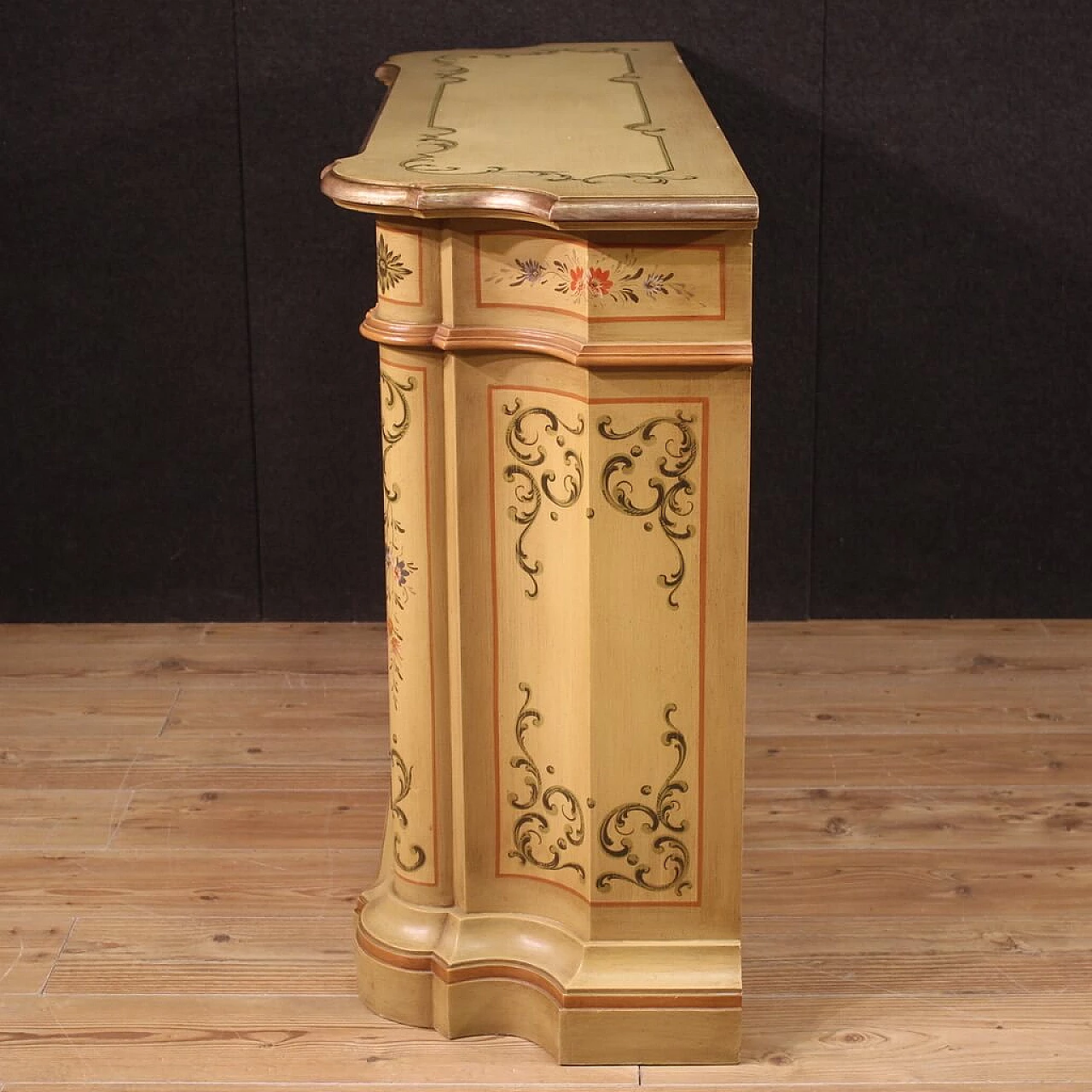 Carved, lacquered, silver-plated and hand-painted sideboard, 1960s 9