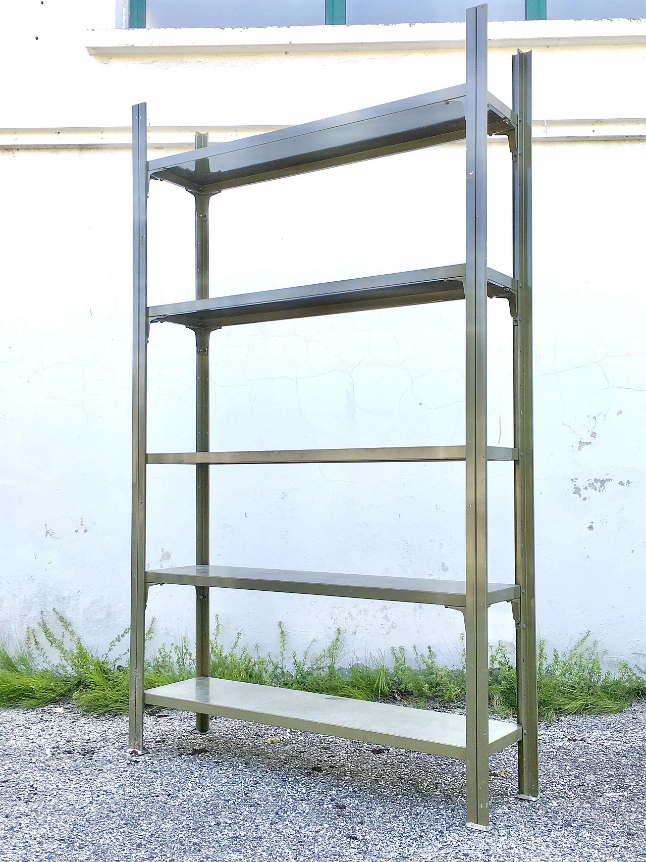 Libreria in stile industriale in acciaio verde di Secco Treviso, anni '70 1