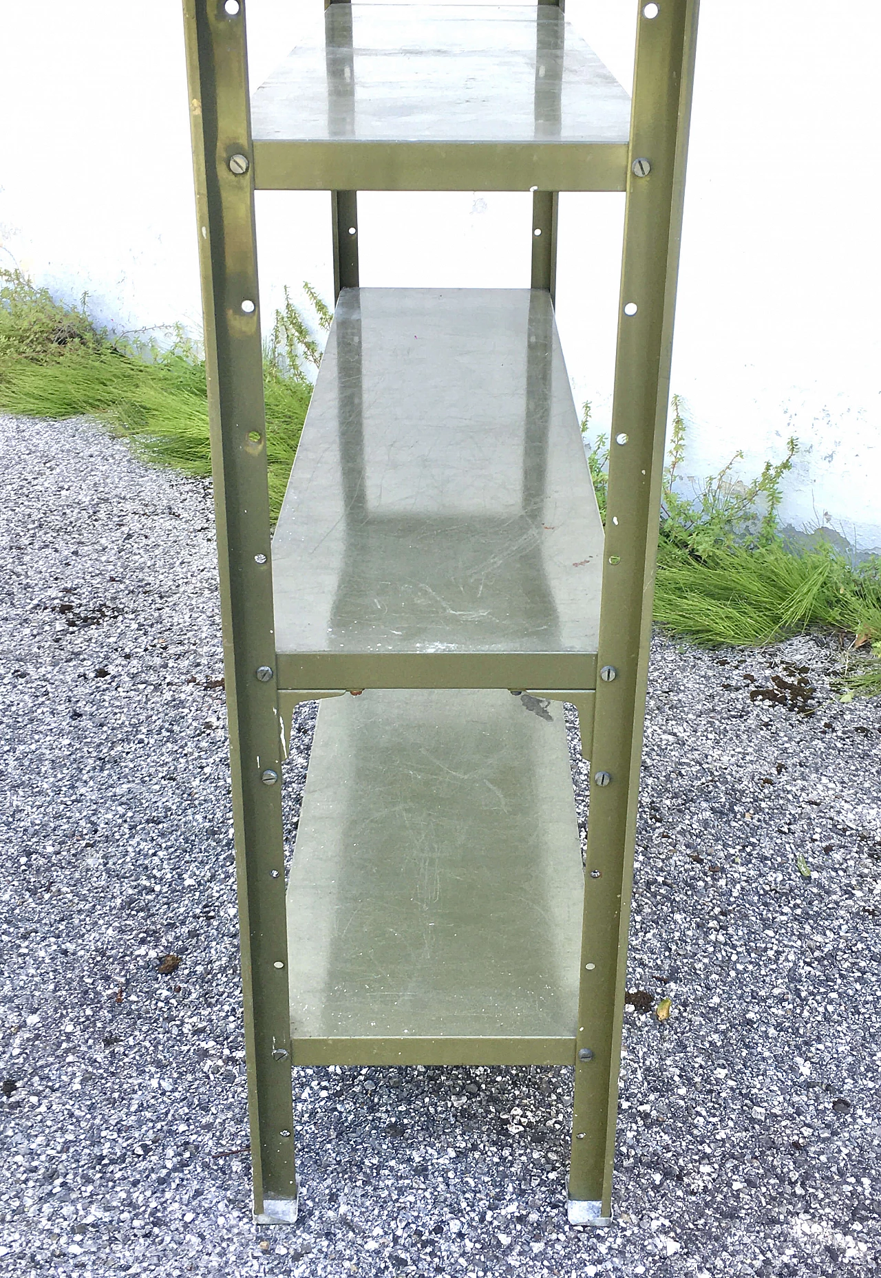 Libreria in stile industriale in acciaio verde di Secco Treviso, anni '70 4