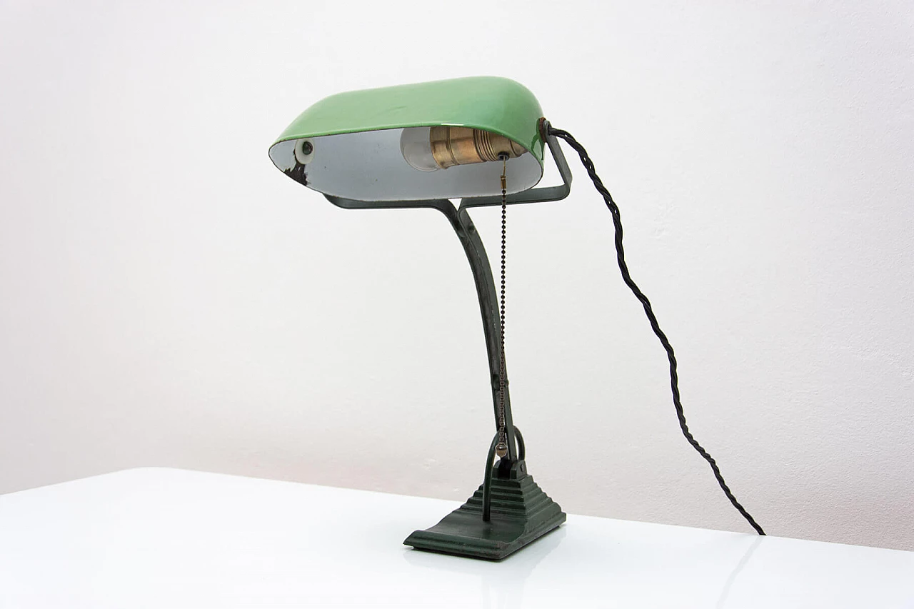 Art Deco green metal ministerial table lamp, 1930s 16