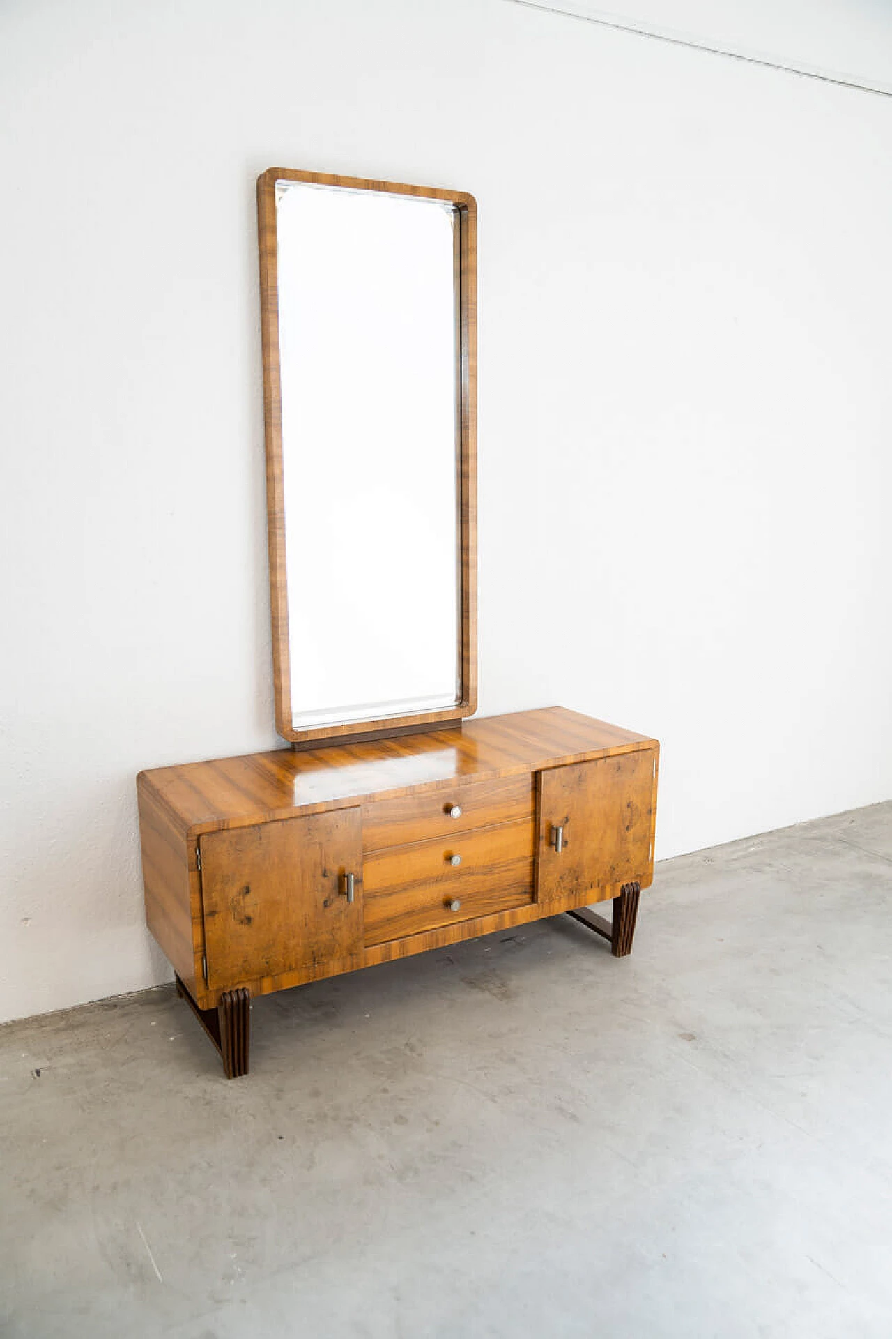 Walnut-root dresser with mirror, 1960s 1