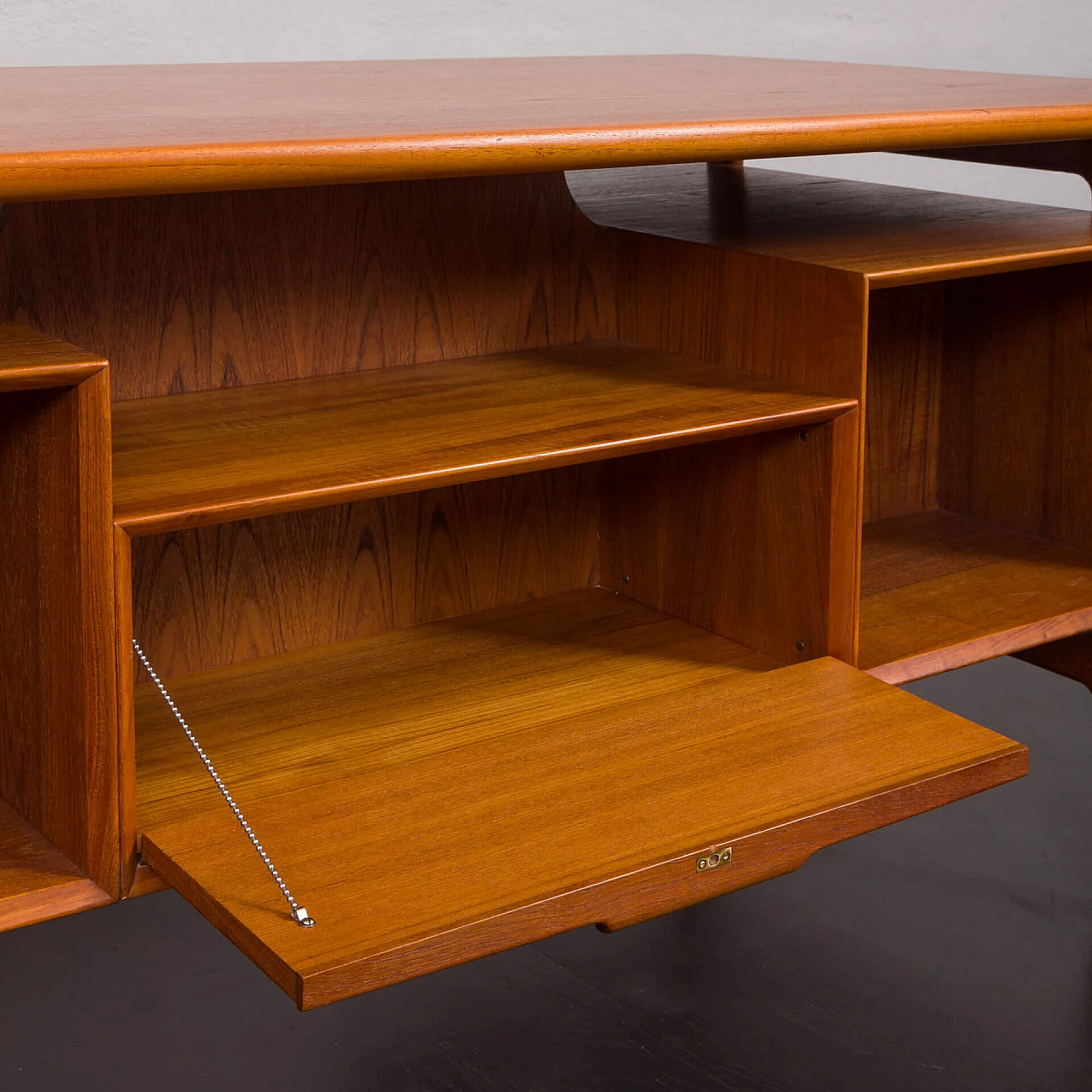 Desk 75 by Gunni Omann for Omann Jun's Møbelfabrik, 1960s 23