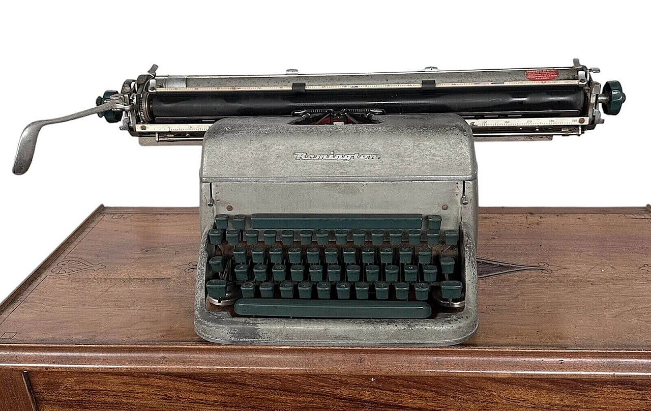 Macchina da scrivere con carrello lungo di Remington Rand, anni '50 2