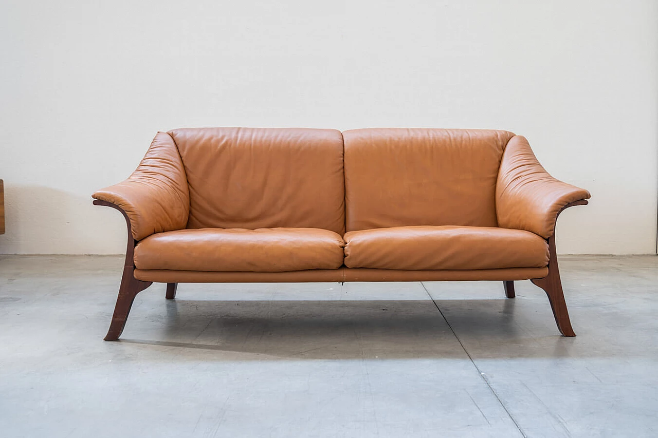 Cognac-coloured leather sofa by Poltrona Frau, 1980s 2