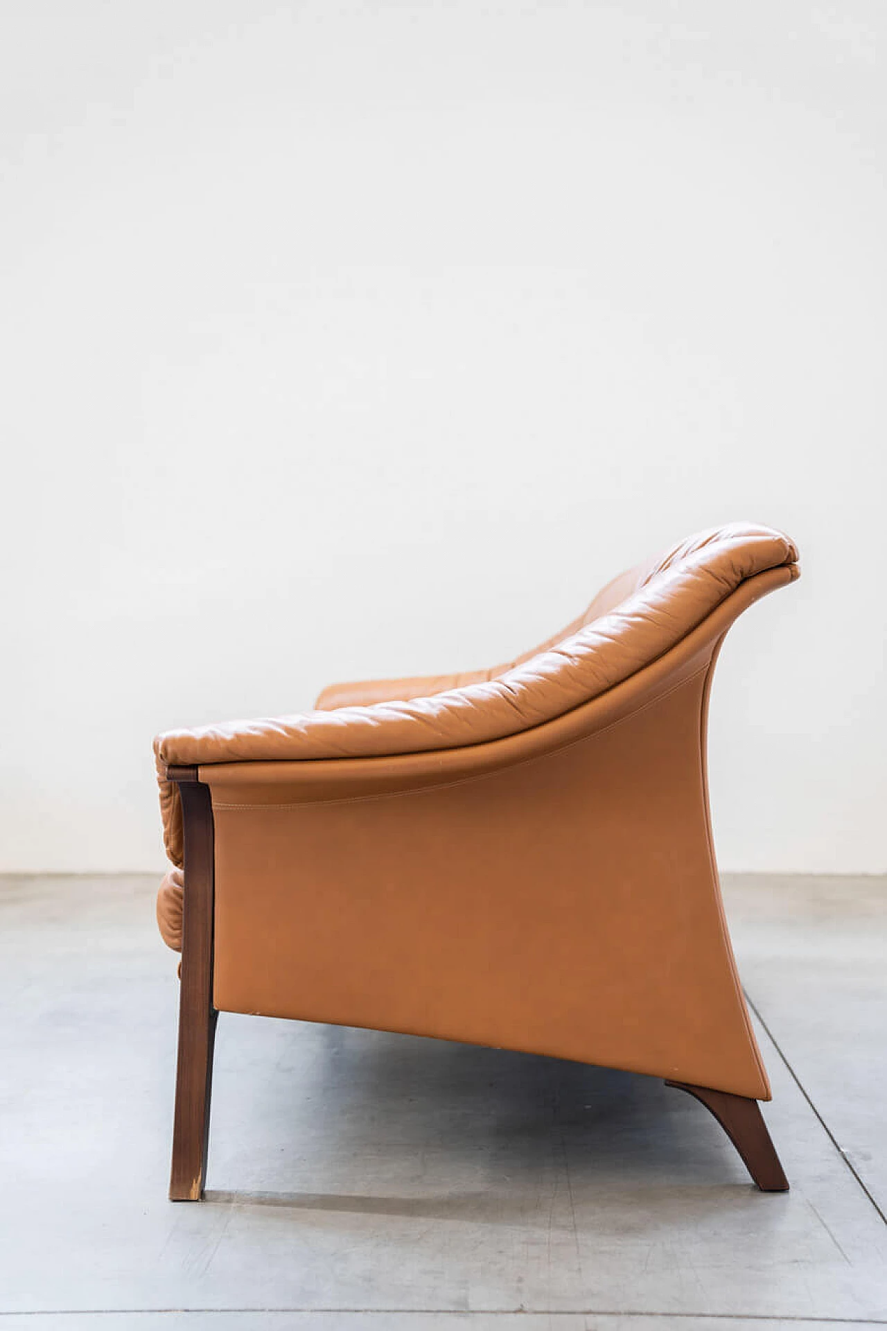Cognac-coloured leather sofa by Poltrona Frau, 1980s 17