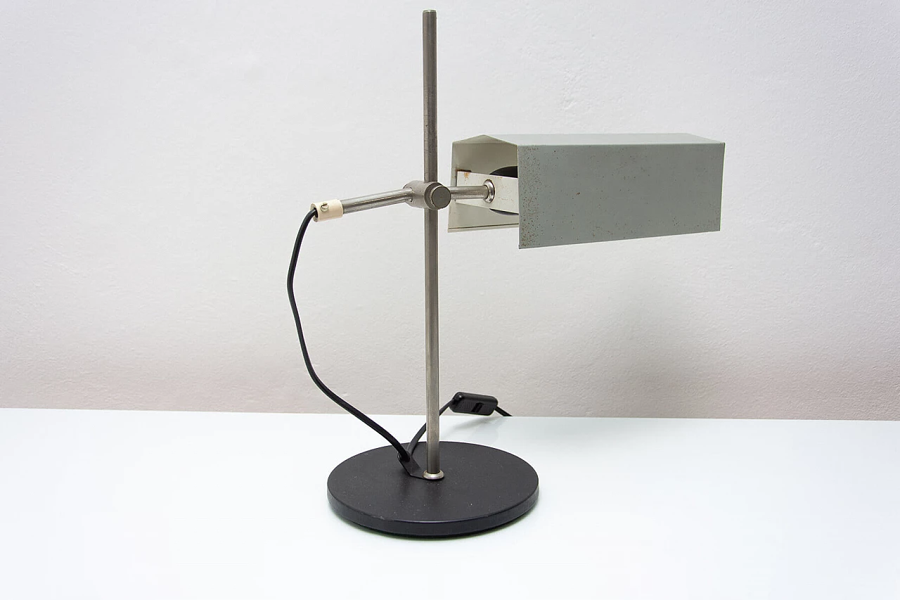 Lampada da scrivania in metallo, alluminio e lamiera, anni '60 9