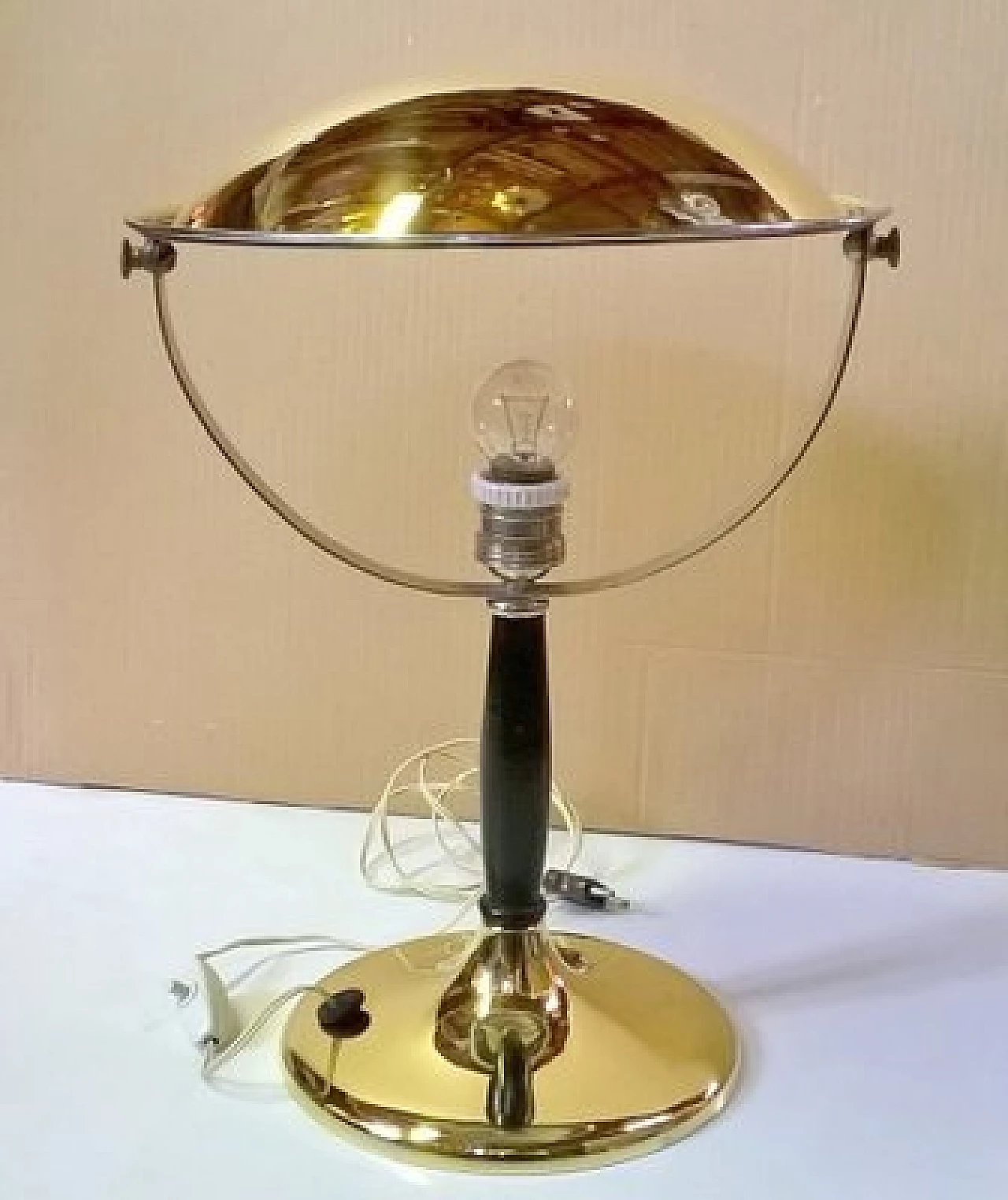 Lampada da tavolo in ottone di Gardoncini per Zerowatt, anni '40 1