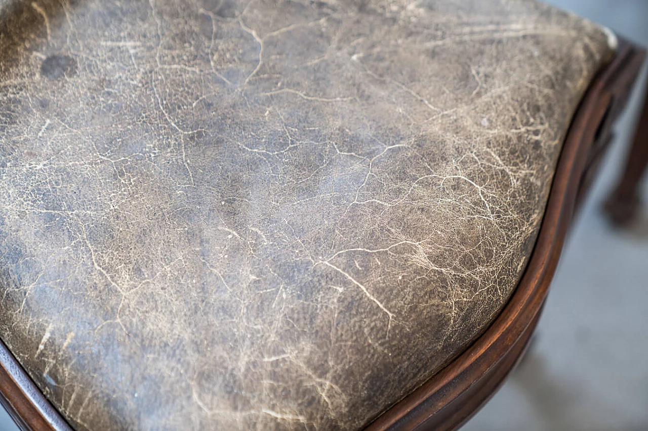 4 Hand-carved walnut chairs with leatherette seat, 1970s 9