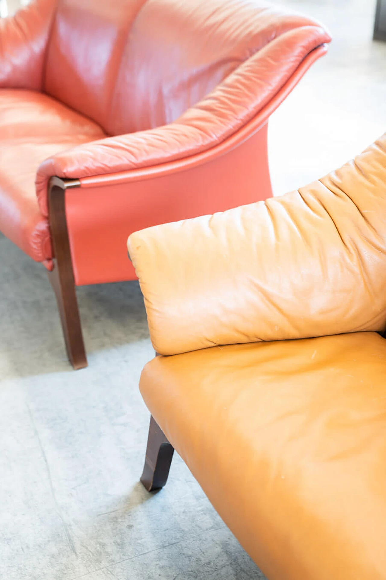Pair of leather sofas by Poltrona Frau, 1980s 2
