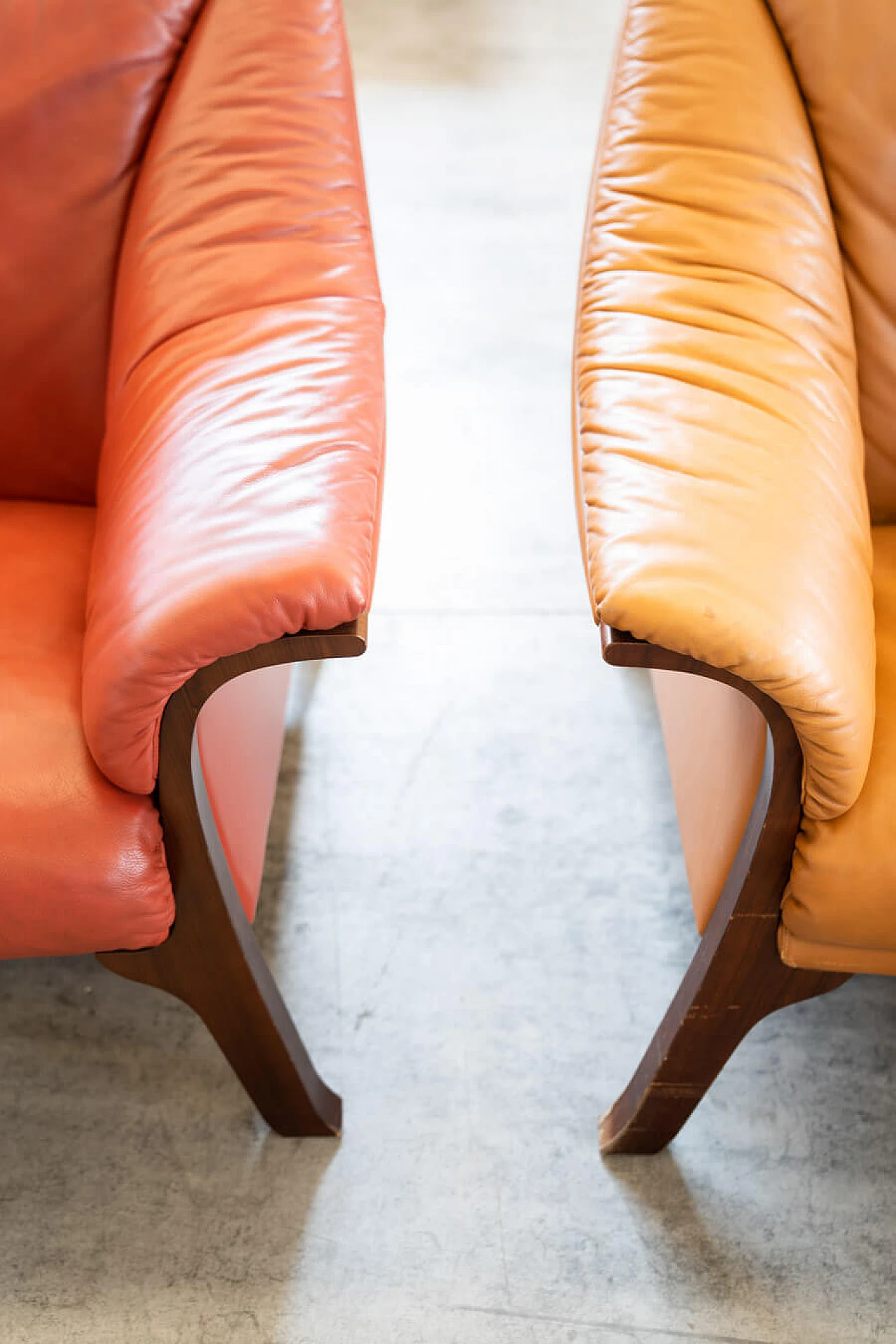 Pair of leather sofas by Poltrona Frau, 1980s 3