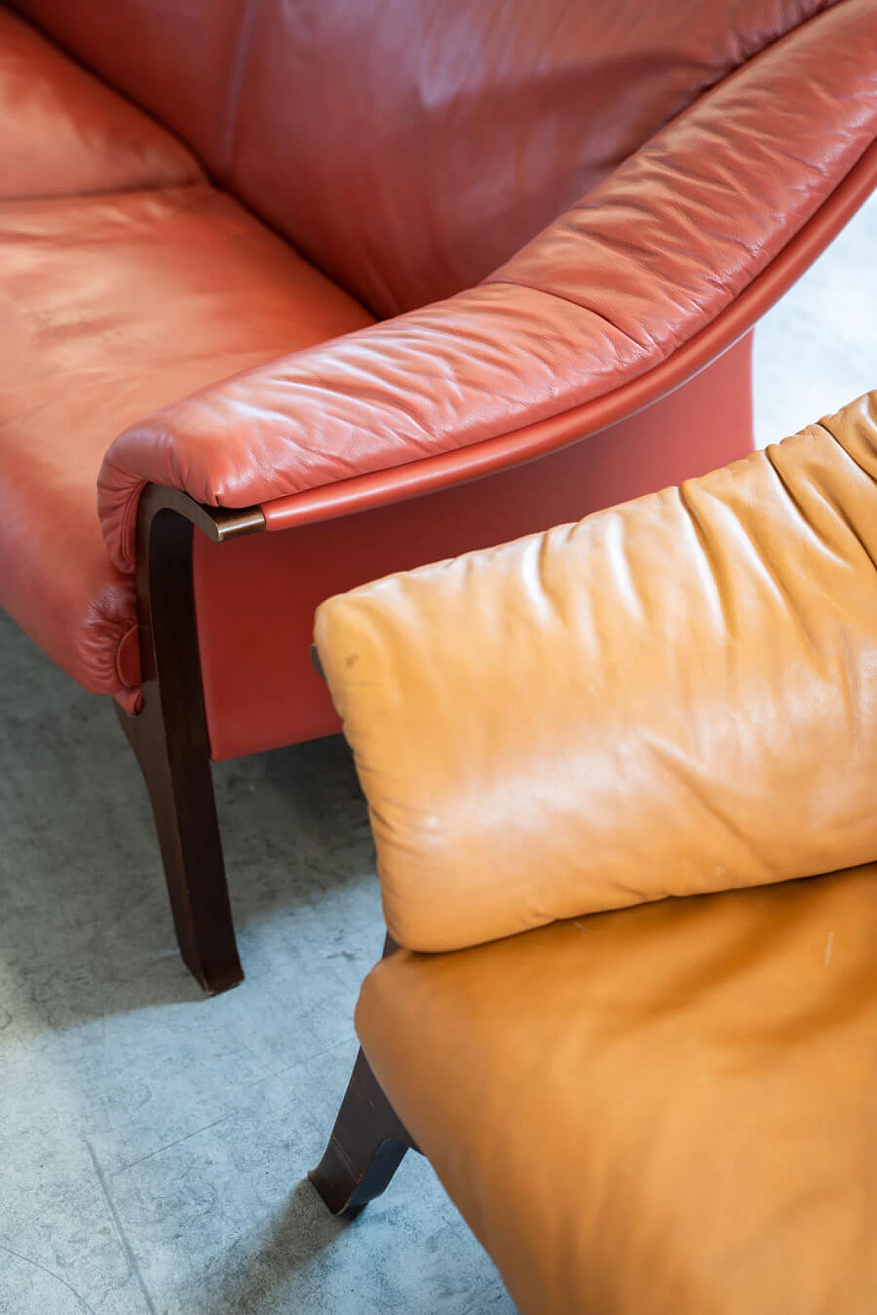 Pair of leather sofas by Poltrona Frau, 1980s 6