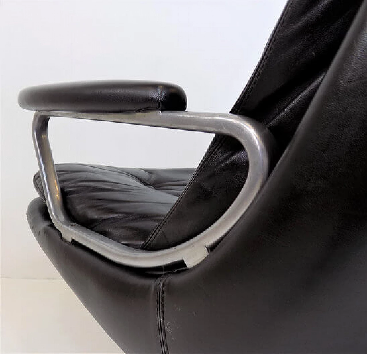Gentilina leather and stainless steel chair by Andre Vandenbeuck for Strässle, 1960s 9