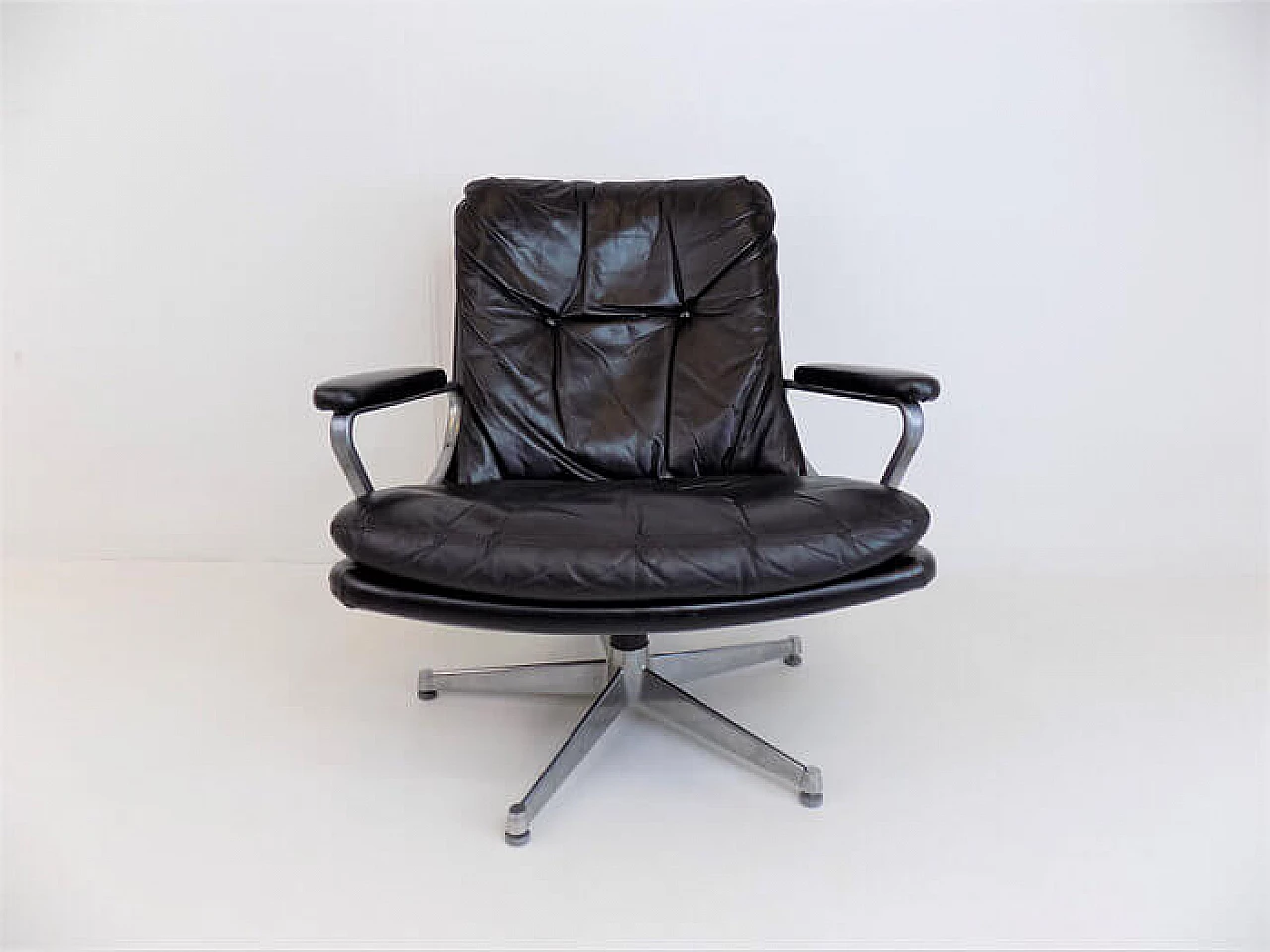 Gentilina leather and stainless steel chair by Andre Vandenbeuck for Strässle, 1960s 12