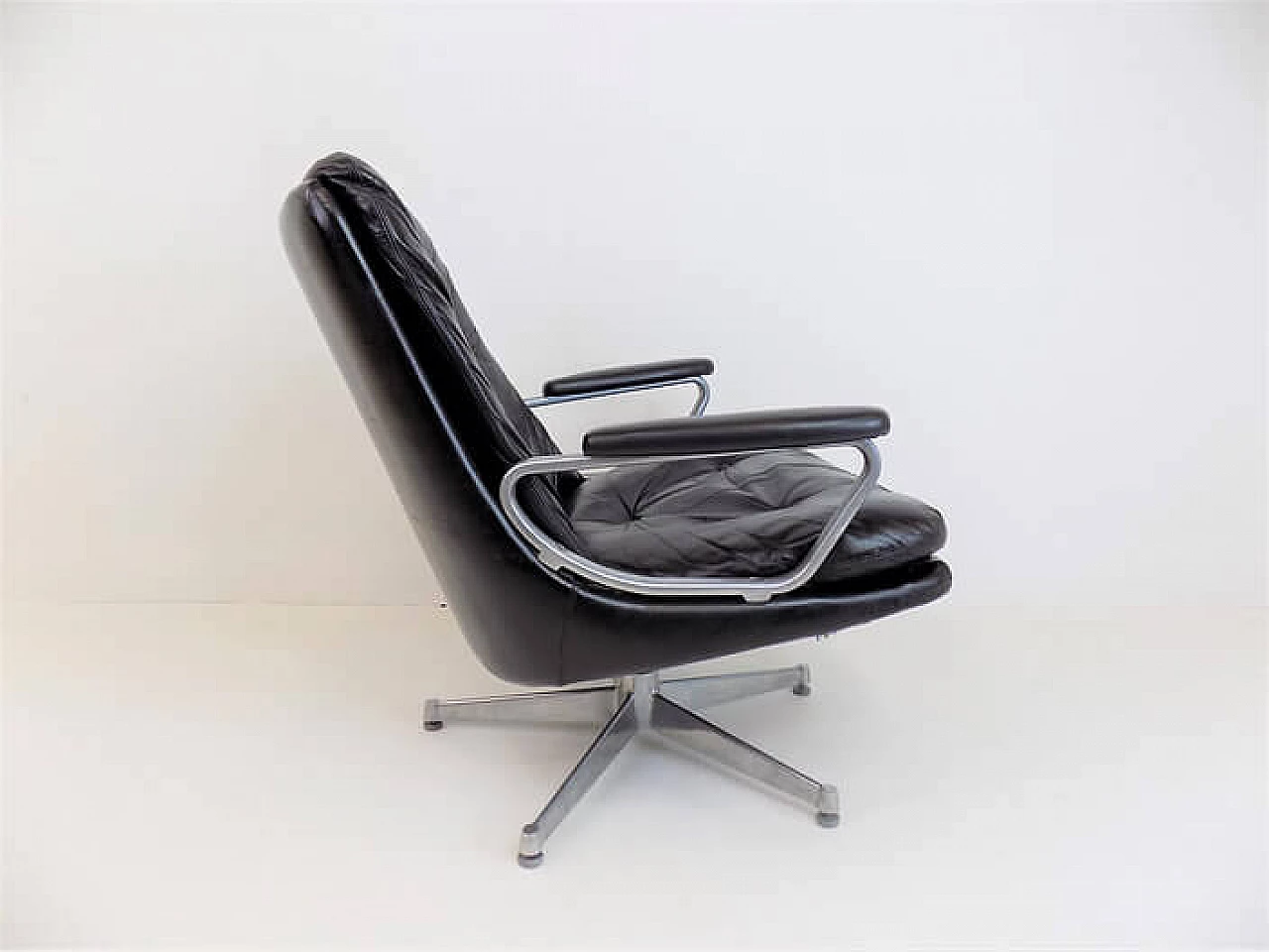 Gentilina leather and stainless steel chair by Andre Vandenbeuck for Strässle, 1960s 13