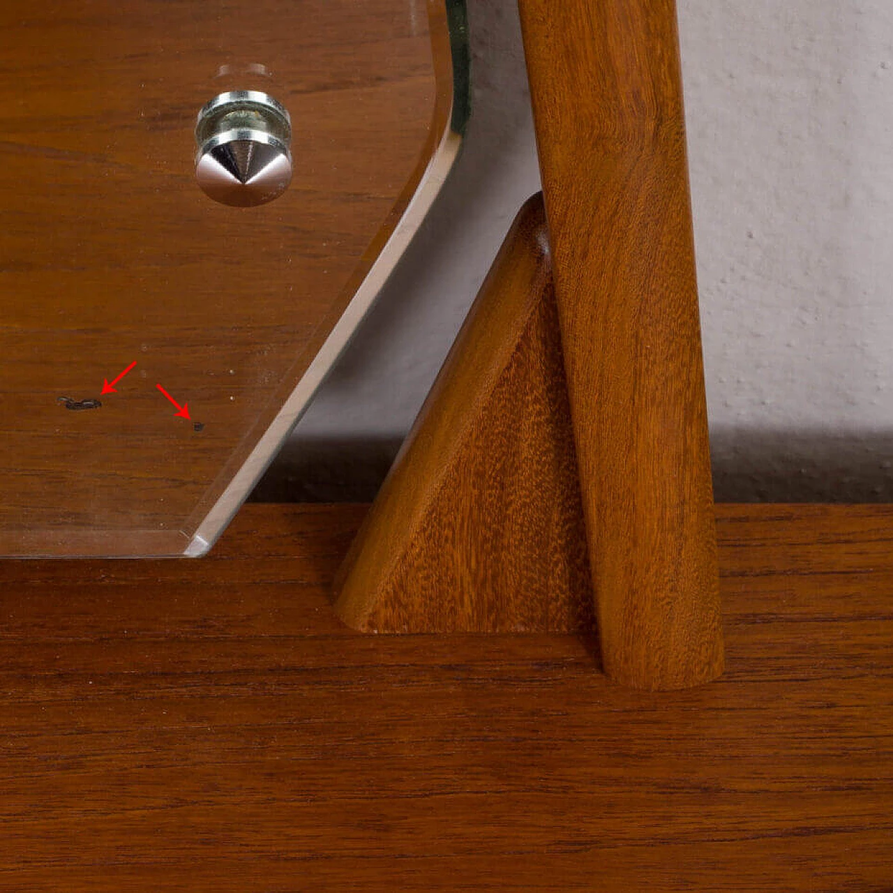 Scandinavian teak vanity table with trapezoidal mirror attributed to John Texmon, 1960s 16