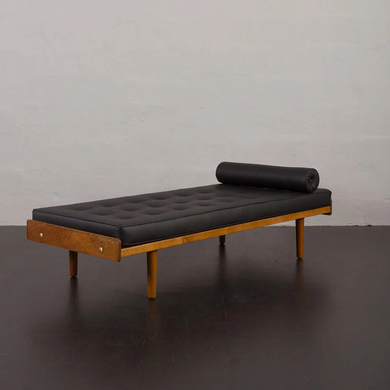 Daybed G19 in quercia e pelle nera di Ejvind A. Johansson per FDB Furniture, anni '60 6