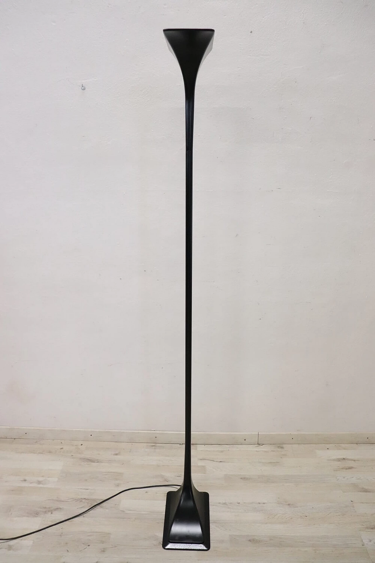 Solaris floor lamp in black metal by Tre Ci Luce, 1970s 8