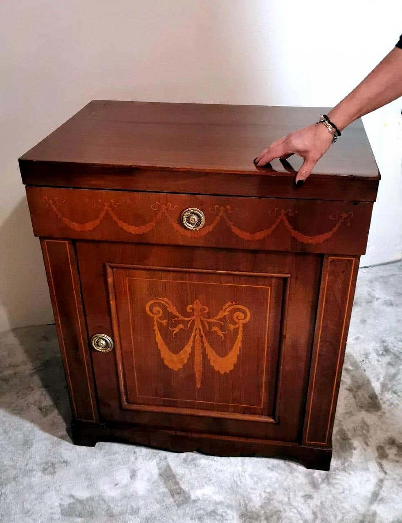 Credenza in stile Biedermeier in legno sapele con intarsi in betulla, fine '800 16