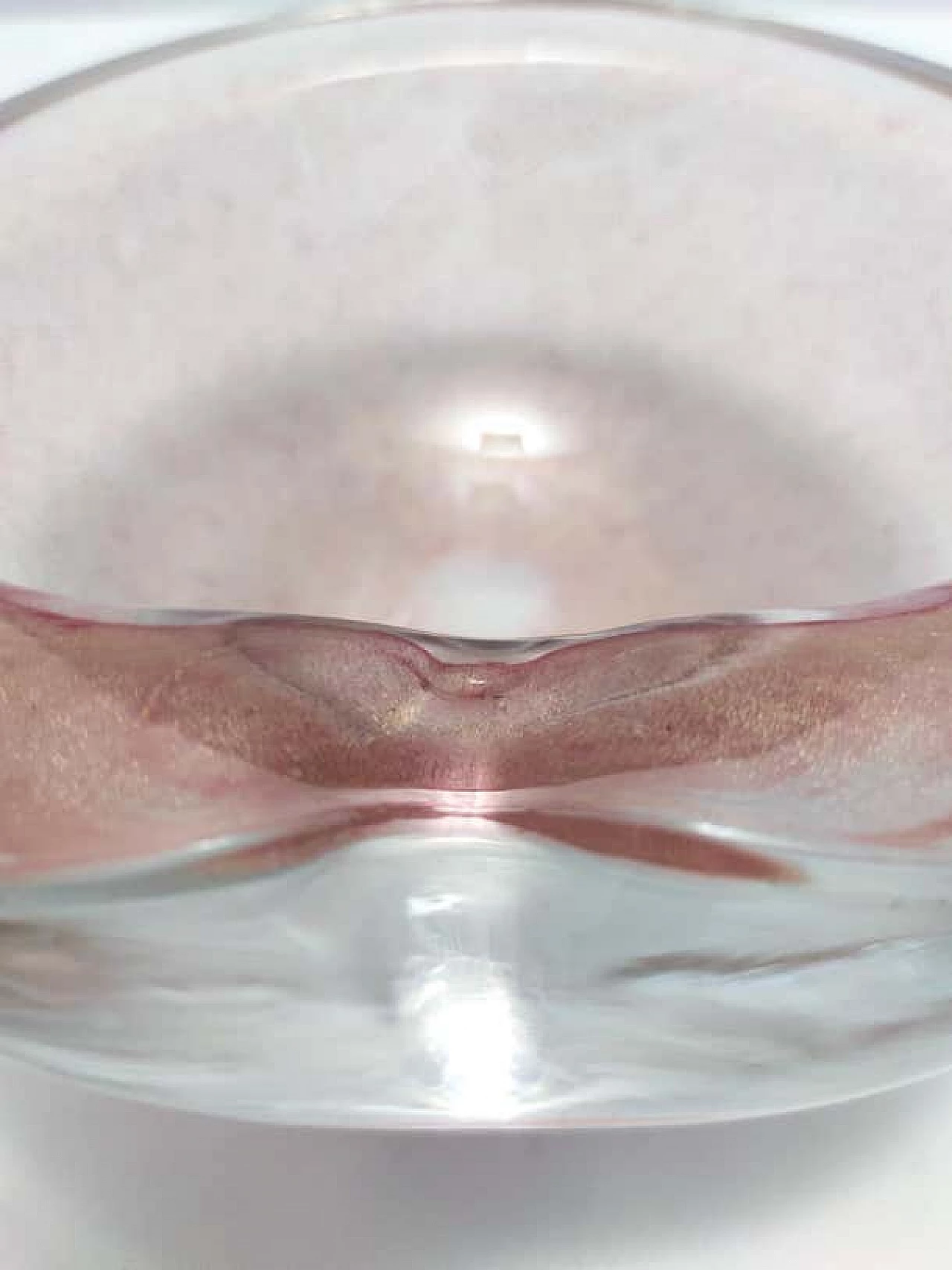 Peach-pink Murano glass ashtray with gold leaf, 1960s 10