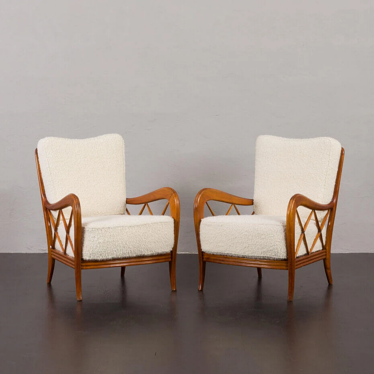 Pair of armchairs in natural boucle fabric and cherry wood by Paolo Buffa, 1950s 4