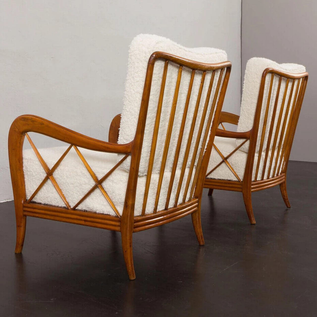 Pair of armchairs in natural boucle fabric and cherry wood by Paolo Buffa, 1950s 8