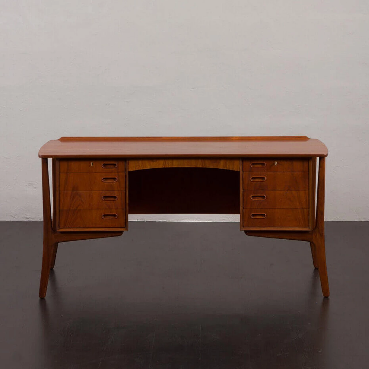 Danish teak desk by Svend Aage Madsen for HP Hansen, 1960s 4