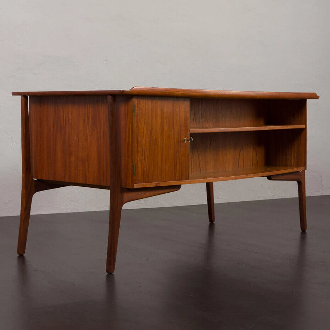 Danish teak desk by Svend Aage Madsen for HP Hansen, 1960s 14