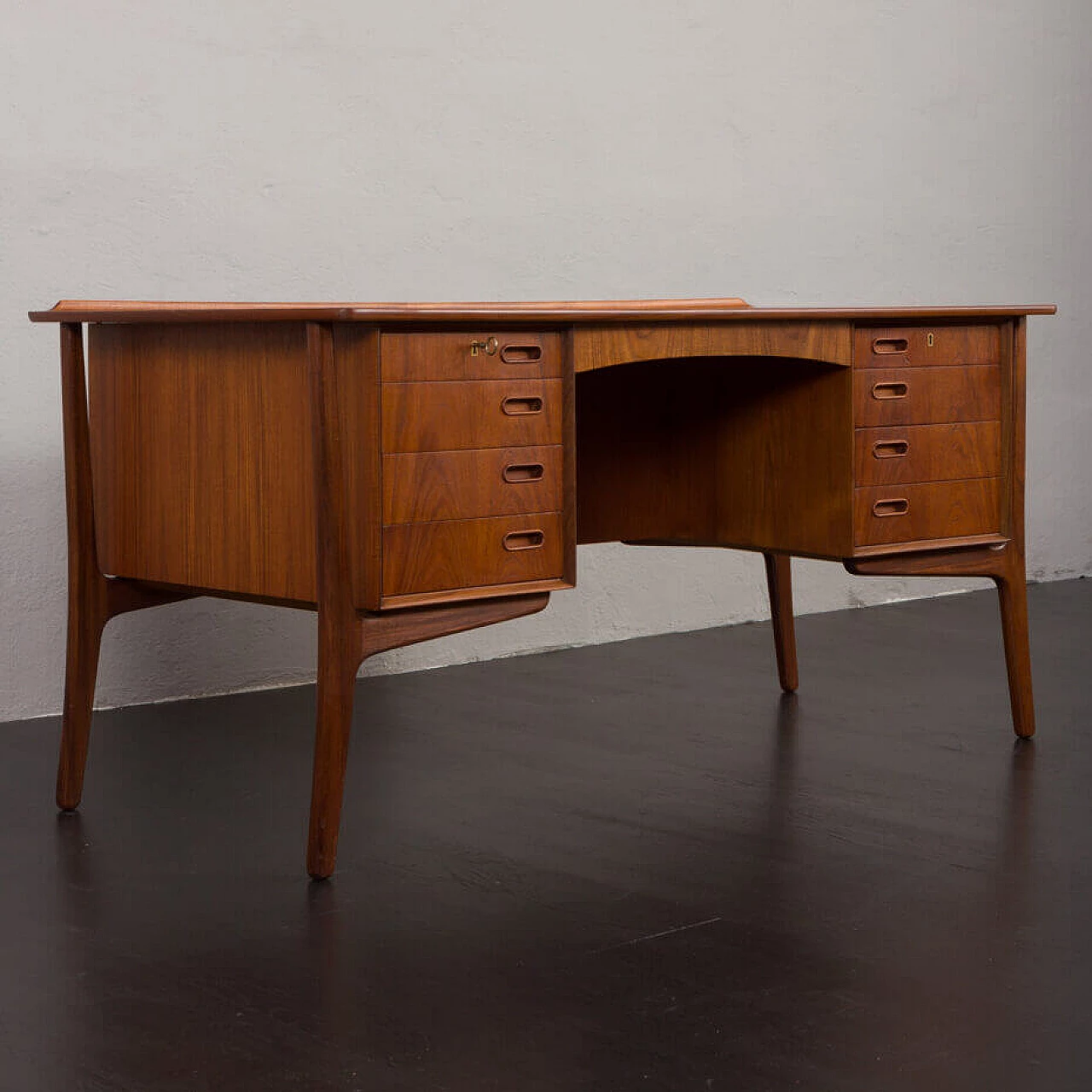Danish teak desk by Svend Aage Madsen for HP Hansen, 1960s 16