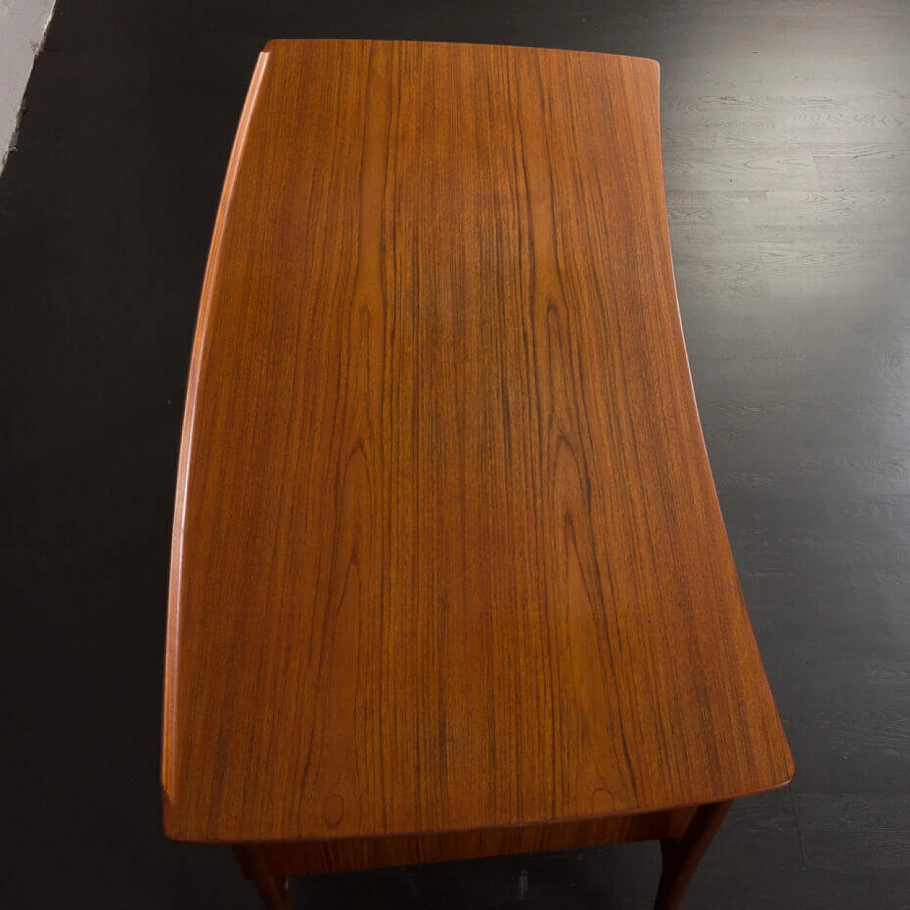 Danish teak desk by Svend Aage Madsen for HP Hansen, 1960s 22